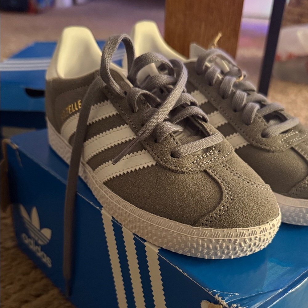 Adidas Kids Sneakers Gray and White